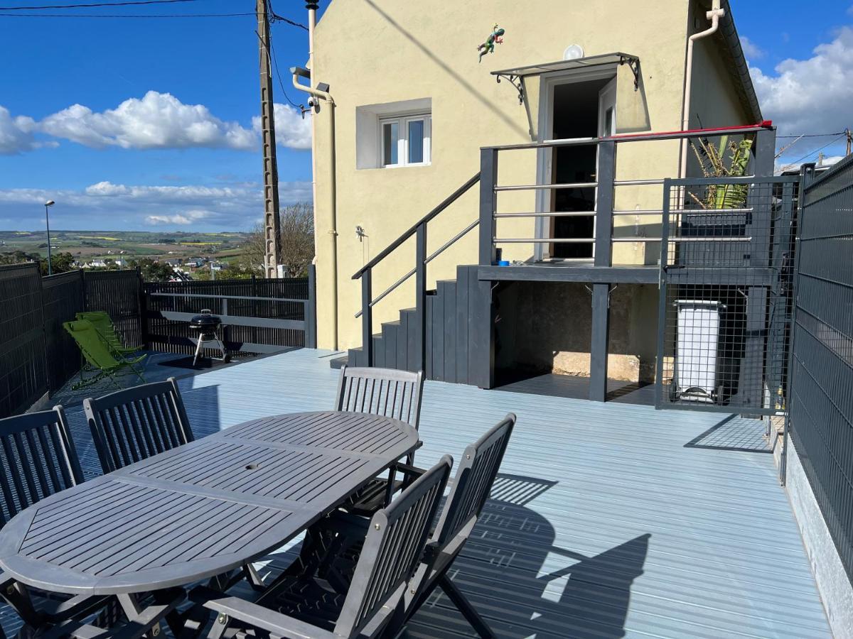 Ti Igwan I Maison A 450M De La Mer Plomodiern Luaran gambar