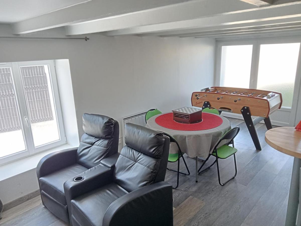 Ti Igwan I Maison A 450M De La Mer Plomodiern Luaran gambar